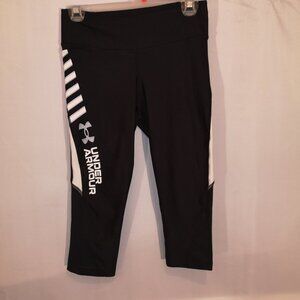 Under Armour Heatgear Compression Ladies Capri Length Black with White Leggings